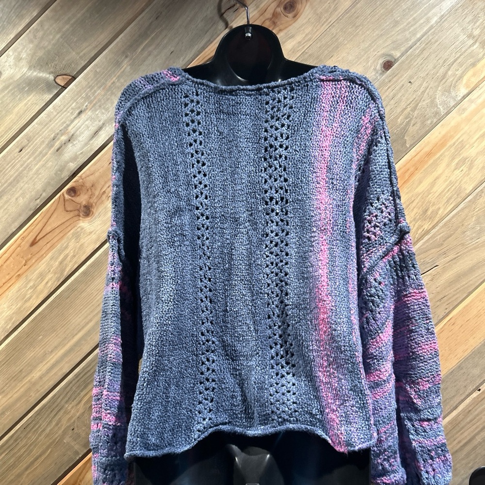 Free People Cropped  Slouchy Soft V-Neck Balloon Sleeve Multi Knit Sweater - S - Picture 4 of 11